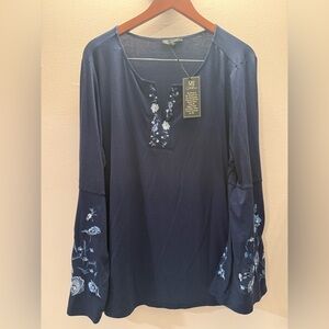 Embroidered Navy Blue Women's Top plus size 2x nwt